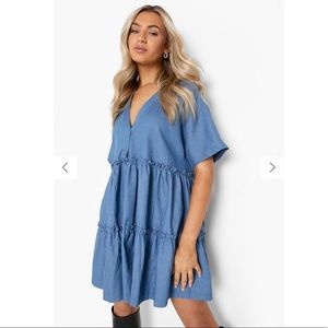 Boohoo blue chambray denim v-neck dress NWT S/M